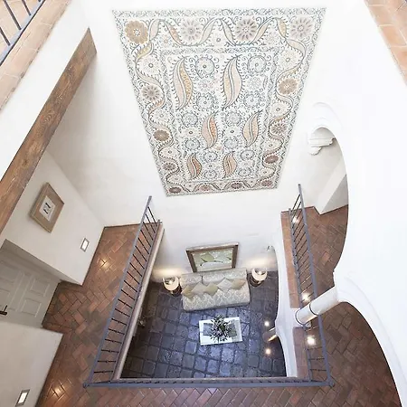 Boutique Corral Del Rey