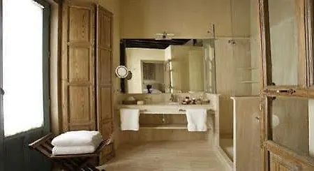 Boutique Corral Del Rey 3*